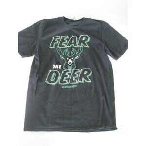 Mens Small Fear The Deer Milwaukee Bucks T Shirt Euc